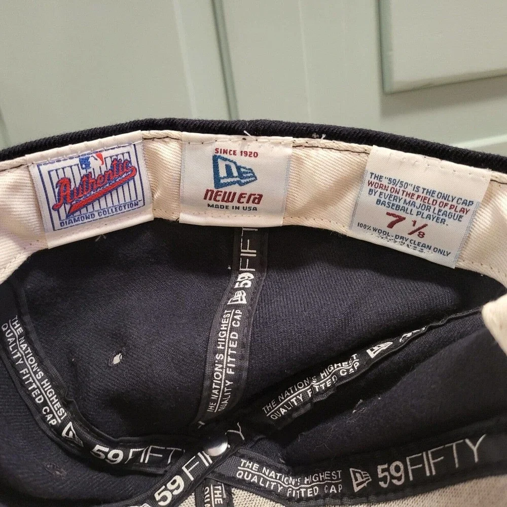 New Era selling vtg